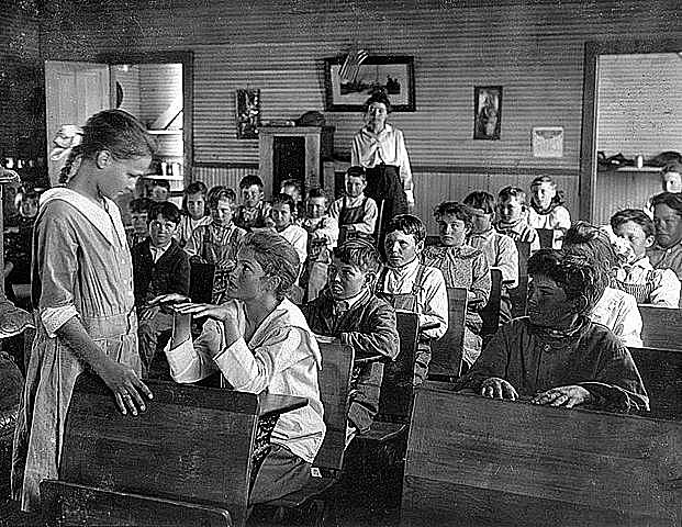 Nacimiento de la escuela especial para personas con discapacidad