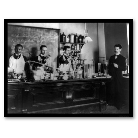 Primeros Laboratorios de Estándares.