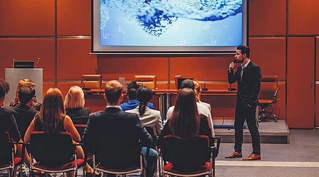 Conferencia Friedrich Nietzsche