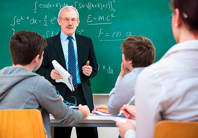 Carrera como profesor freud