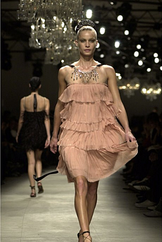 Ancrage de l'ADN Lanvin et de la patte Elbaz