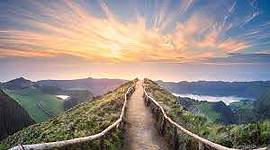 Timeline: LA FELICIDAD Y SU HISTORIA