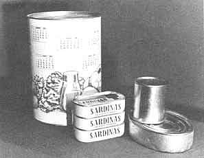 Alimentos enlatados.