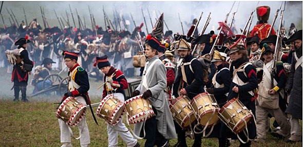 A PARTIR DEL SIGLO XIX  EMPEZARON LAS REVOLUCIONES DE INDEPENDENCIA: