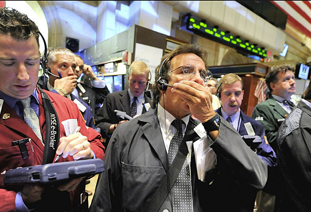 Inicio de la crisis económica, que se originó en el mercado inmobiliario de Estados Unidos, extendiéndose por diversos países del mundo.