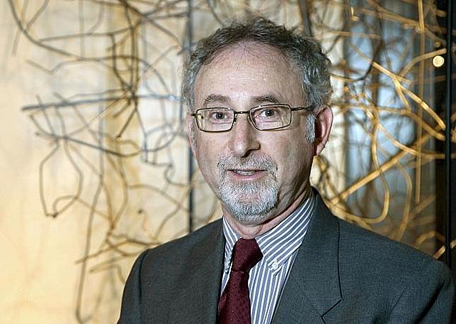 Rochard Hier (Investigador en el Documental)