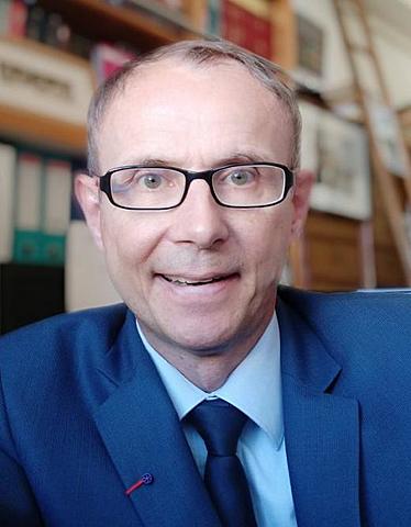 Oliver Houde (Investigador en el Documental)