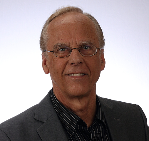 Douglas Fields (Investigador en el Documental)