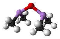Primer compuesto organometálico