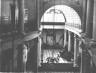 Creación del Colegio de la Santísima Trinidad