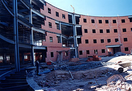 Se inicia construcción de la UCEA