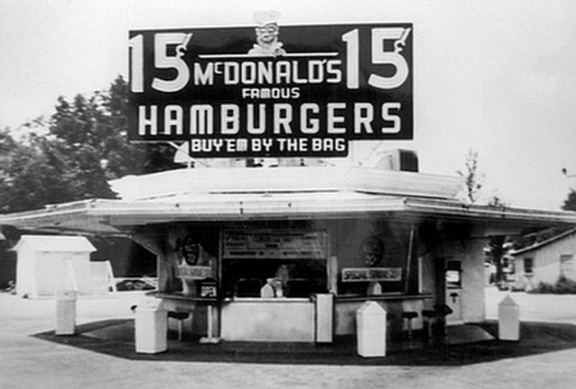 primer restaurante McDonal's
