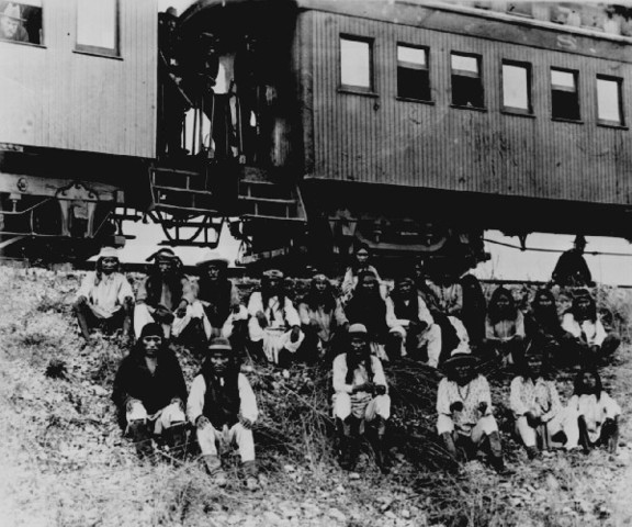 Geronimo becomes US Prisoner of War