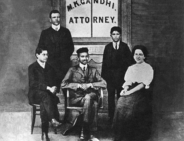 ¡Arrival in South Africa and Congress of India!