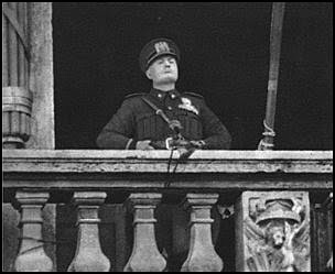 Italia le declara la guerra a Gran Bretaña y Francia.