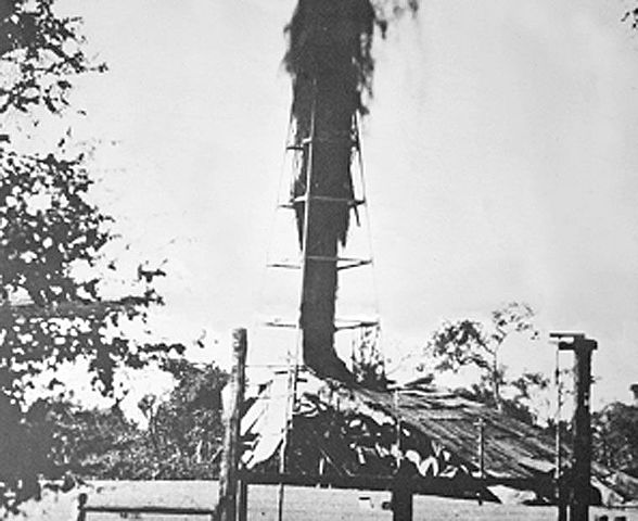 Descubrimiento del petróleo
