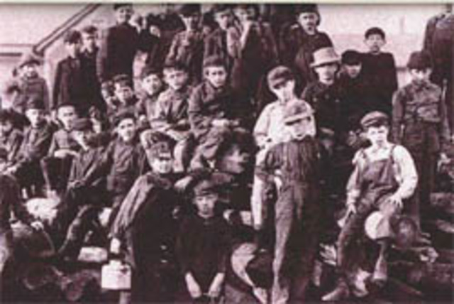 Federal regulation of child labor achieved in Fair Labor Standards Act