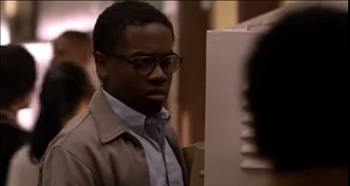 Ben entra a su nueva escuela