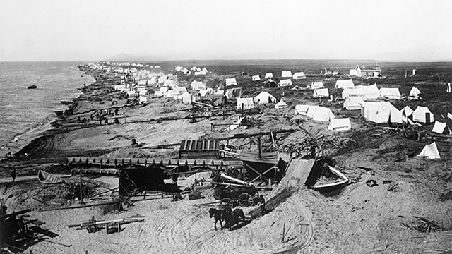 primer asentamiento ruso en Alaska