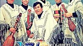 Timeline: Los Kjarkas y la música Lambada