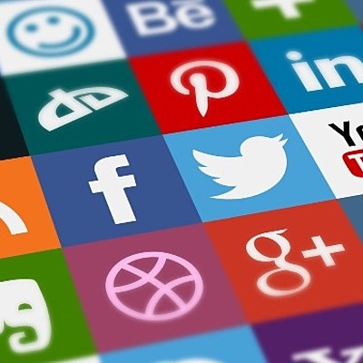 Timeline: Redes sociales