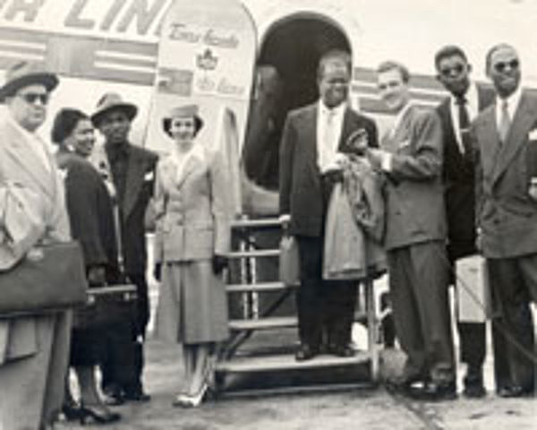 en contra del gobierno