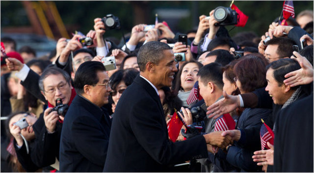 Obama Pushes Hu on Rights but Stresses Ties to China