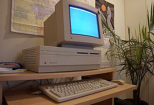 1990 – Macintosh IIfx