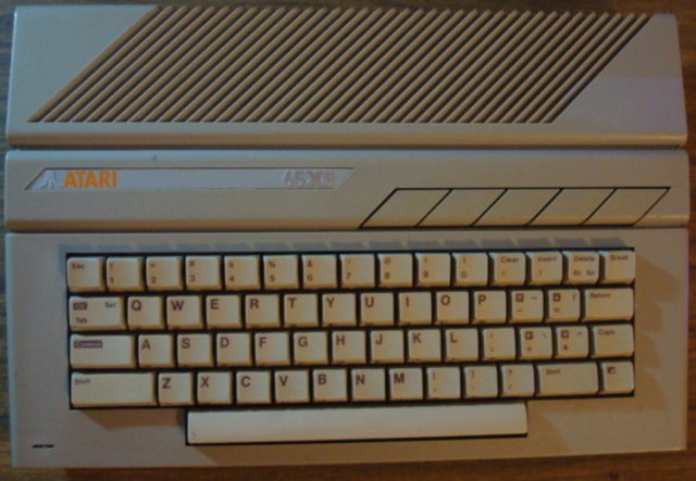 COMPUTADORA ATARI