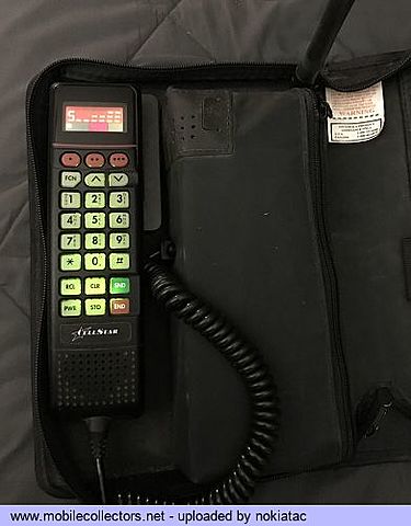 Motorola Bag Phone (2900)