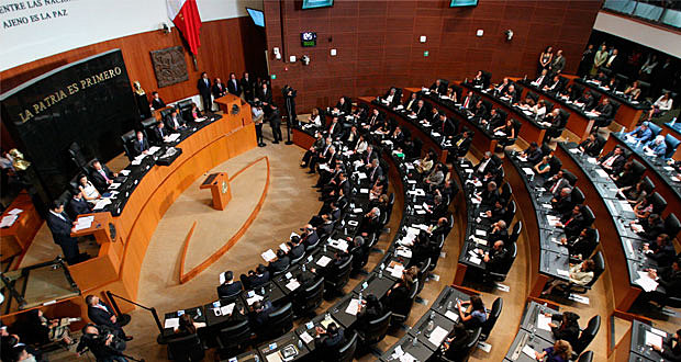 Se recibe la minuta para adicionar el párrafo al artículo 16 constitucional.