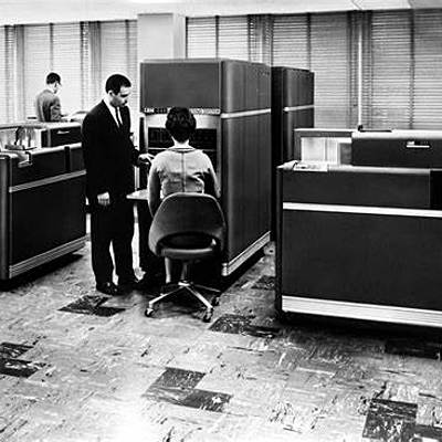 Timeline: Modelos de Arquitectura de Cómputo