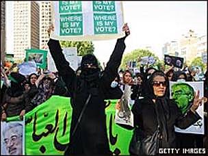 Comienza la revolución por redes sociales.