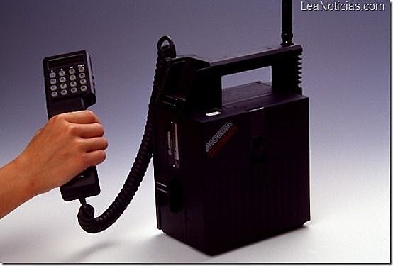 Primer Teléfono Móvil