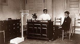 Timeline: History of Health Care Bruss