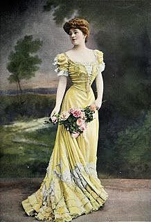 VESTIDO DEL AÑO 1905