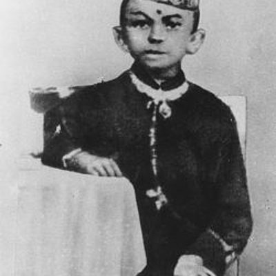 Timeline: Biography- Mahatma Gandhi