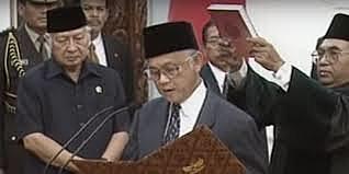 Pelantikan Habibie