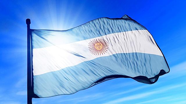 Argentina aprueba la Carta de Derechos Fundamentales de la Unión Europea.