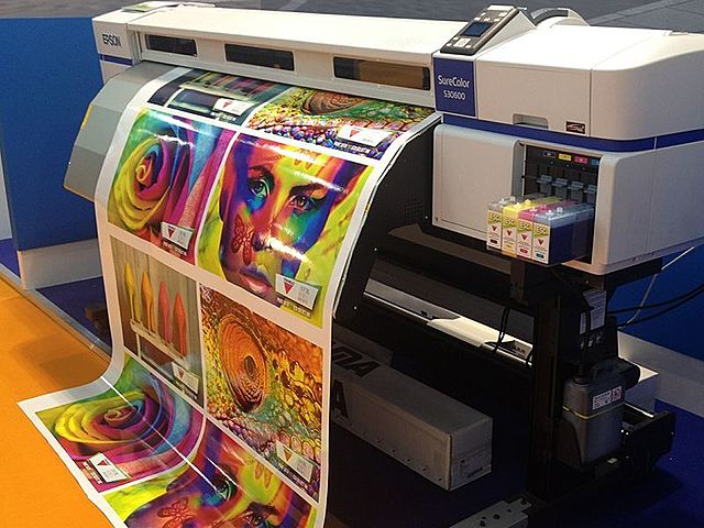 Primera impresora digital