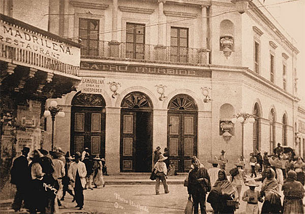 Carranza decrees the establishment of the capital of the Republic in Querétaro