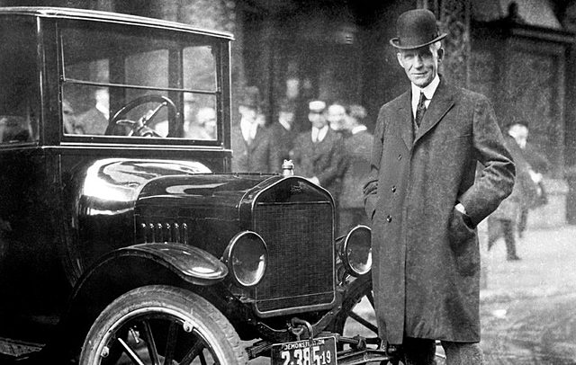 Henry Ford  (1863 - 1947)