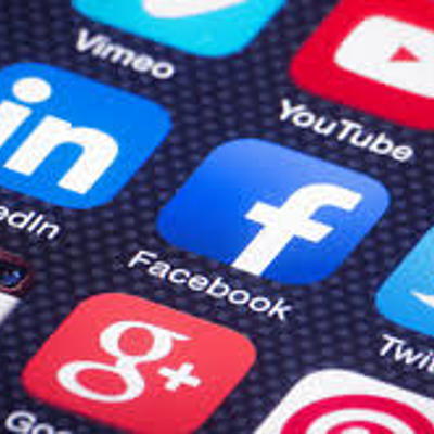 Timeline: Las redes sociales