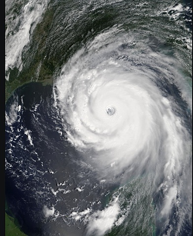 Hurricane Katrina strikes in New Orleans