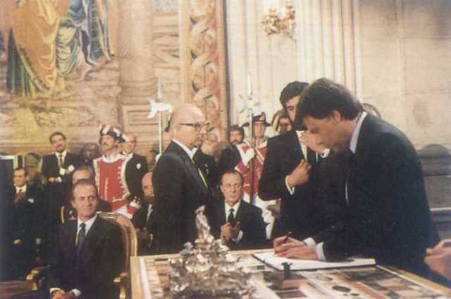 Firma del Tratado de Adhesión de España a la CEE