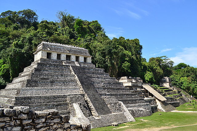La construcción del Templo de las Inscripciones en Palenque