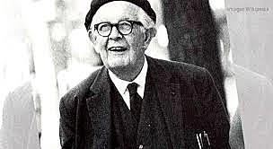 Jean Piaget publica El juicio moral del niño.