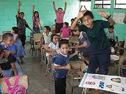 Escuelas saludables, naturaleza, bondades y limitaciones.