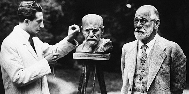 Sigmund Freud (1856-1939)