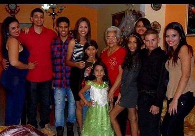 REUNION POR PRIMERA VEZ DE TODA MI FAMILIA